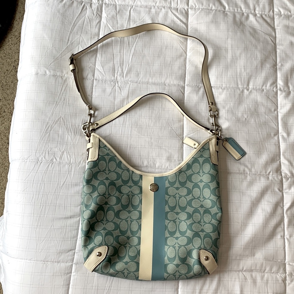 Coach Chelsea Signature Stripe - boho bag